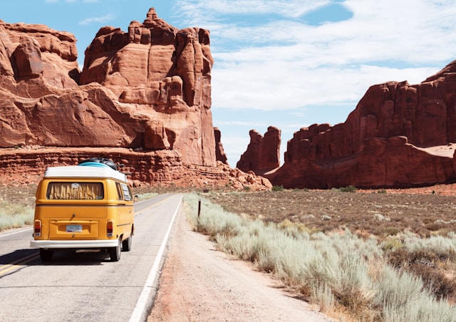 Planning a Perfect Road Trip – Routes, Tips, and Pit Stops